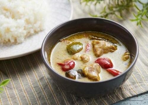 定番から本格派まで楽しめる手軽で便利な“レトルトカレー” レトルト グリーンカレーおすすめ イメージ
