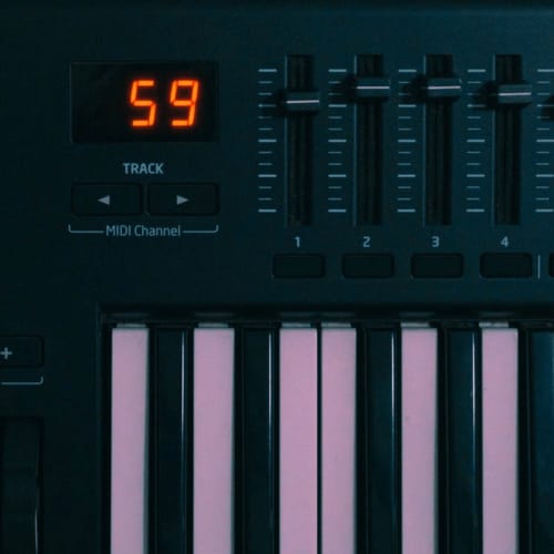 midiキーボードとは イメージ