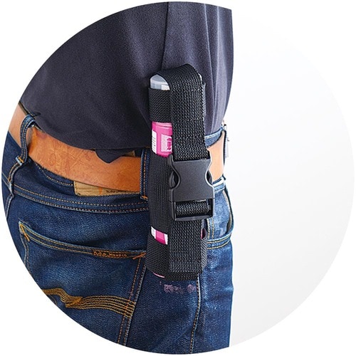 カバーを外すとフタも取れる クマ撃退スプレーおすすめ イメージ