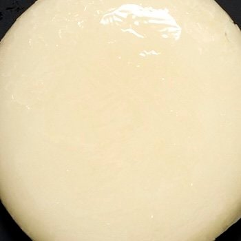 保湿力:ツヤもうるおい感も守りきった リップエッセンスおすすめ イメージ