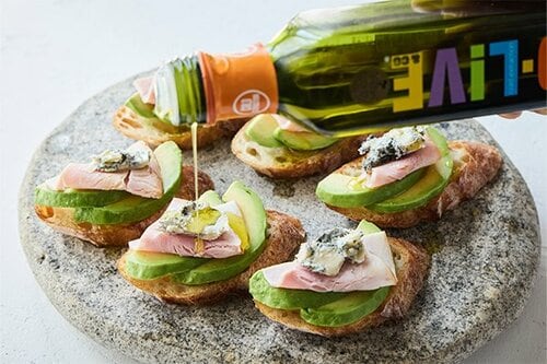 <作り方> LDKベストバイに選ばれた「オライブ」の味を引き立たせる絶品レシピをプロが伝授!〜①「あえる・かけるだけ」お手軽編〜おすすめ イメージ