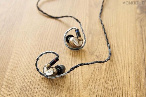 達人の本音:柔軟なケーブルでハイコスパです イヤホンケーブルおすすめ イメージ