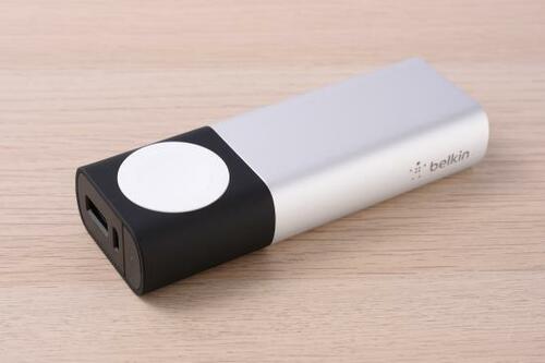 ベルキン(Belkin):iPhone＋Apple Watch用 モバイルバッテリー:充電器