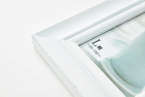 アンティーク加工の高級さが光るザラホーム