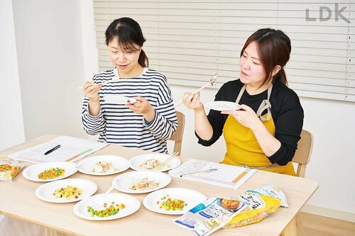 LDKが冷凍食品のベストバイを探して実食 冷凍シーフードミックスおすすめ イメージ