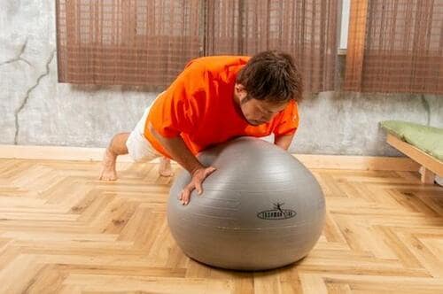4位: コスパ◎で初心者の1個目にオススメ「IRONMAN CLUB」