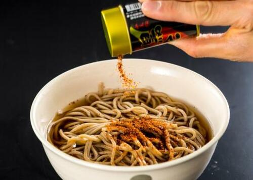 脇役なんかじゃない!いま「マイ七味」が人気です