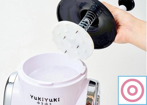 FESCO ふわふわ氷メーカー YukiYuki2の本体の中身