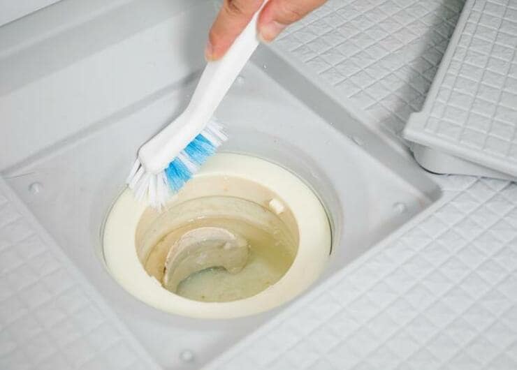 【使ってよかった100均】セリアのお風呂用排水口ブラシでヌメリ一掃できました