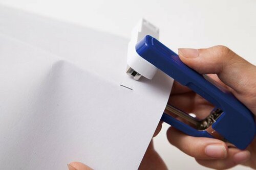 軽い、安い、損ナシ！掘り出し物の［ステープラー］ イメージ