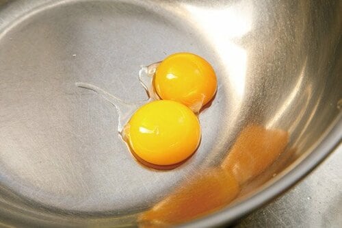 [食材その１：卵]全卵と卵黄、どっちがいいの？ イメージ