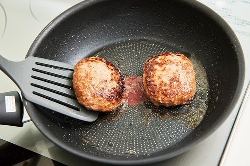 ハンバーグがキレイに焼ける! フライパンおすすめ イメージ