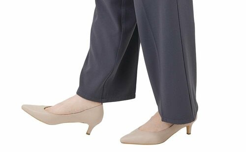 ポイント1:かかとから着地する パンプスおすすめ イメージ