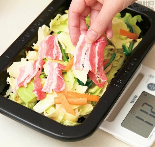 ［ヘルシオトレー］：カンタンに激ウマ焼きそば完成！ オーブンレンジおすすめ イメージ2