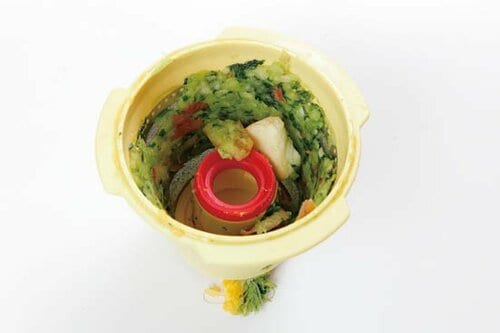 ⑥果汁のフレッシュさが手軽に味わえるジューサー