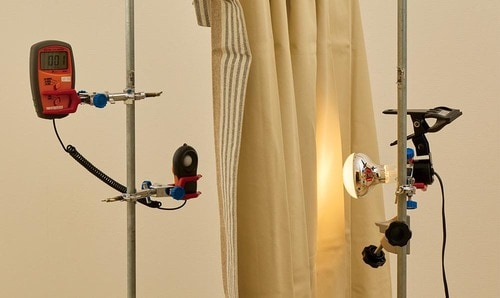 遮光性と遮熱性を専門機器で測定 遮光カーテンおすすめ イメージ