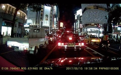 夜間でも白飛びせずナンバーも精細に見えます イメージ
