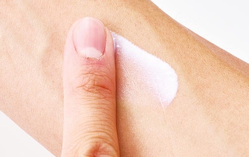 抜群に伸びがよくてサラリとした塗り心地 子ども用日焼け止めおすすめ イメージ