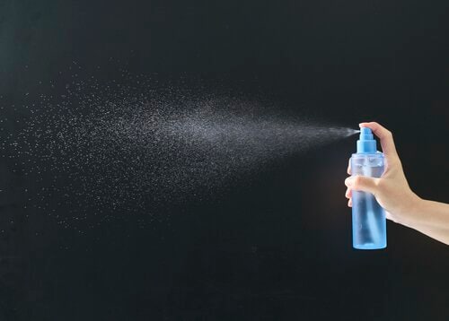 使用感:勢いはあるが均一につかない 全身保湿スプレーおすすめ イメージ