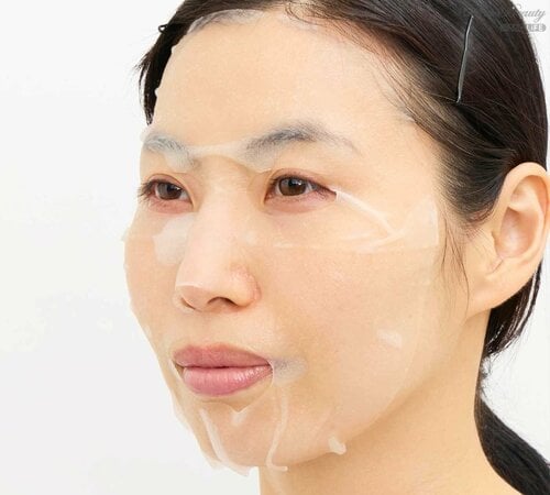 サラッとした液でストレスフリーなつけ心地 プチプラフェイスパックおすすめ イメージ