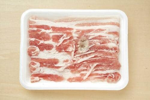 薄切り肉解凍は中央が焼けて刺身は霜が降っている状態で終了