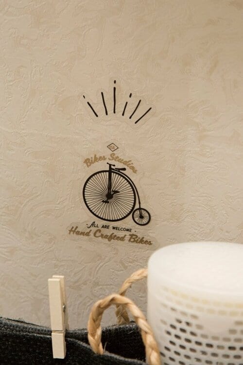 シールでデコるだけでブルックリン感アップ！ イメージ2