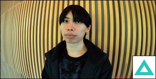 昼間の人物：歪みが大きく色味も不自然 アクションカメラおすすめ イメージ