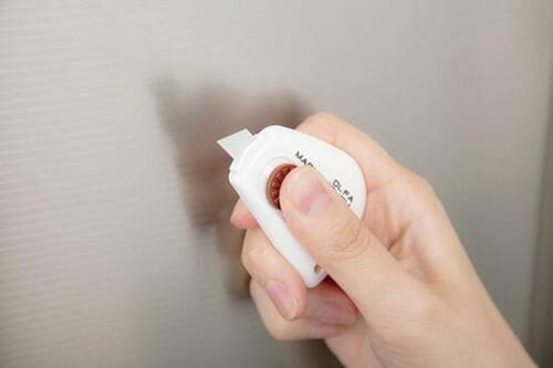 フィルムやテープはマグネット内蔵カッターでサッ！ イメージ2