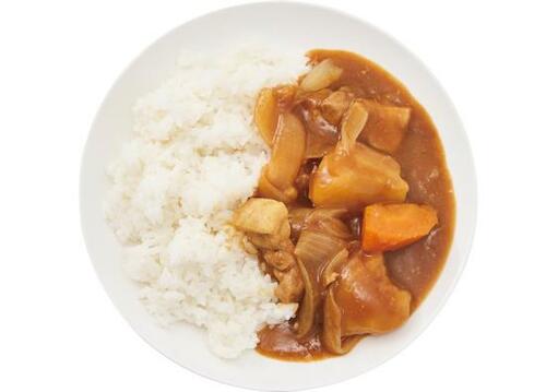 カレーも煮魚も安定の美味しさ!