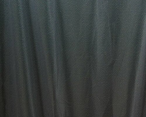 布の質やデザイン性能も間違いなしのニトリ