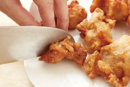唐揚げのあたためは味はいいけど食感に違和感がありぐにゃっとする