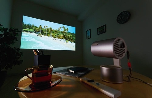 映像がキレイで音もイイ！ 次世代のプロジェクター MONOQLO 2025ベストバイおすすめ イメージ