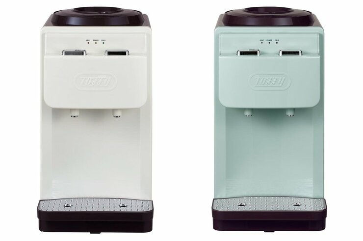 市販のペットボトルを差すだけ！ 冷水も温水も使えるおすすめ卓上型ウォーターサーバー｜『家電批評』が紹介のイメージ