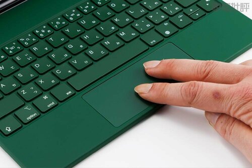 良質なタッチパッド搭載 iPad用キーボードおすすめ イメージ