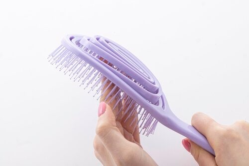 濡れ髪に使うときは注意 ヘアブラシおすすめ イメージ