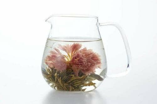 花が咲く瞬間は必見! 美しい「工芸茶」 イメージ