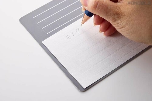 ザラザラした面ですべらず書ける 修正テープおすすめ イメージ