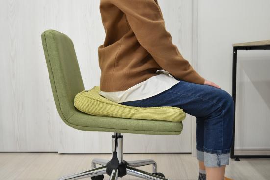 徹底比較 椅子用クッションおすすめランキング14選 座り心地や体圧分散を検証 360life サンロクマル