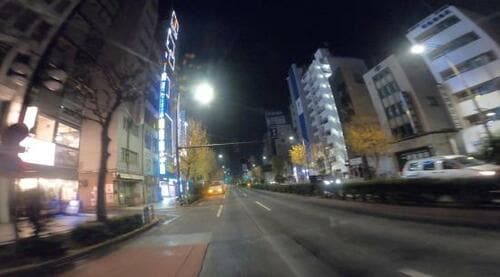 ポイント2：ジンバル不要でも自然で精緻な映像 イメージ