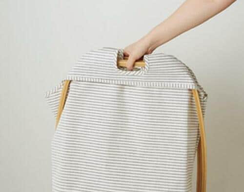 開口がやや狭いのが残念！ニトリのランドリーハンパー イメージ2