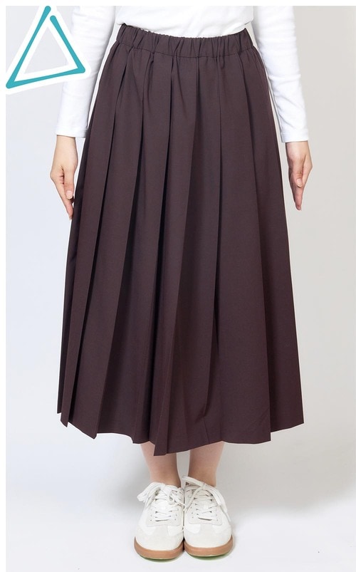 腰まわりがモタつき膨らんで太見えする 無印良品ファッション　おすすめ イメージ3