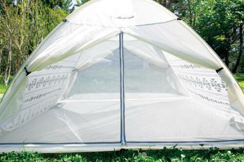 ［Pop up tent の魅力①］ゆったり過ごせる居住性 イメージ2