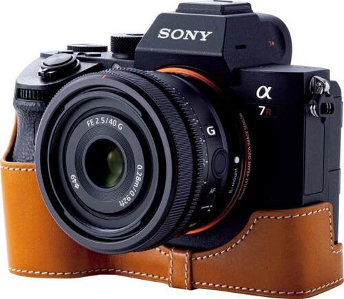 TP Original「SONY α9/α7 III/α7R III 兼用 ボディーハーフケース」