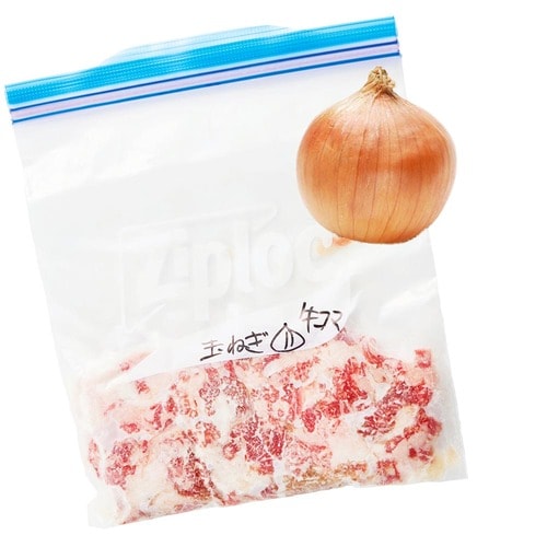 これも正解!:牛こまはすりおろし玉ねぎと一緒に冷凍して旨みアップ! 肉の冷凍保存方法おすすめ イメージ