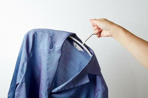 「サラサラ素材だけ」と限定するなら滑らないタイプもアリ