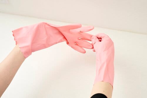 テスト1:着脱のしやすさ 家事に使えるゴム手袋おすすめ イメージ