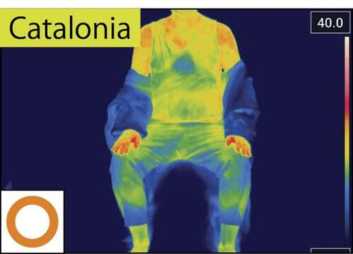 足先まであたためるなら Catalonia「着る毛布」