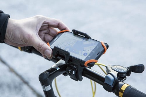 500件近いレビューを誇るベストセラーのスマホスタンド