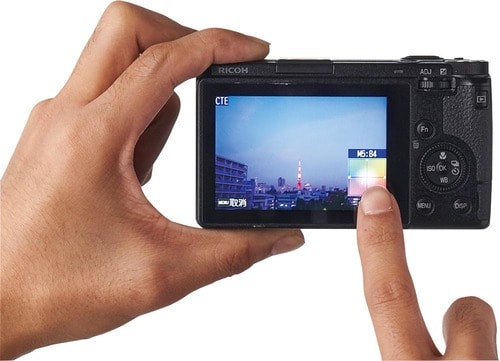 最高速の連写では画質に制限がかかる イメージ
