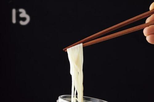 18位: 同18位ローソンセレクト そうめんもったりしてのどごしは楽しめない